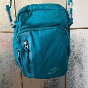 Nike crossbody bag
